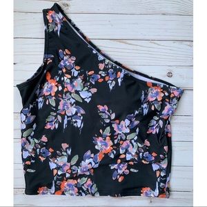 EUC Large Abstract Floral Kortni Jeane Swimmer Top